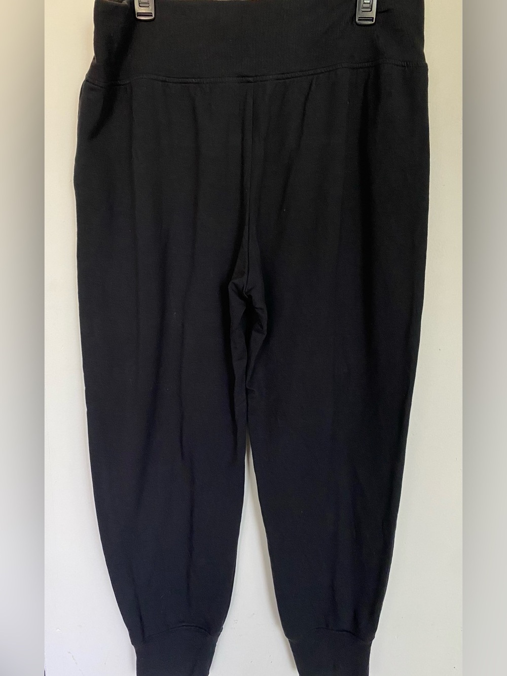 Athleta Black women’s jogger Pants Soft Tencel Blend High Rise pockets